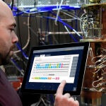 Un técnico trabajando en el proyecto de IBM
