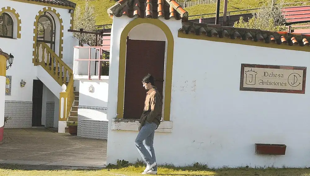 El torero Jesulín de Ubrique, en su finca Ambiciones, en Prado del Rey (Cádiz)