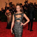 La ropa del armario de Jessica Alba, a la venta