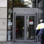 Agentes de la Policía Nacional registran dependencias del Ayuntamiento de Getafe.