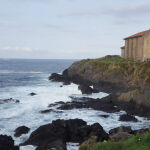 Mundaka, uno de los enclaves vascos más espectaculares para practicar surf.