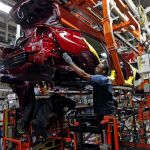 Cadena de montaje de una fábrica de Nissan