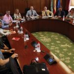 Miembros de la comisión de investigación que intenta determinar si hubo responsabilidades políticas en torno a los cursos subvencionados