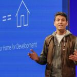 Terry Myerson, vicepresidente ejecutivo de Windows Devices Group en Microsoft, durante la presentación de las novedades