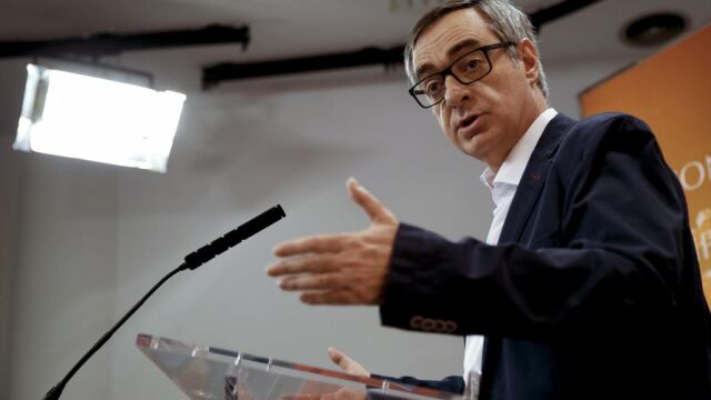 El secretario general de Ciudadanos, José Manuel Villegas, durante su comparecencia ante los medios en el Congreso de los Diputados