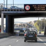 Desde 2018 la limitación a 70 kilómetros por la M-30 será permanente y no sólo por alta contaminación