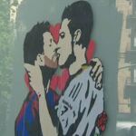 El «beso» de Messi y Cristiano