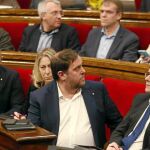 En la imagen, el presidente de la Generalitat, Carles Puigdemont, y el vicepresidente, Oriol Junqueras.