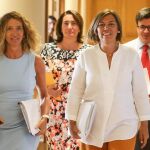 La consejera de Agricultura y Ganadería y portavoz de la Junta de Castilla y León, Milagros Marcos, junto a la consejera de Familia, Alicia García, y la de Cultura, Josefa García Cirac, comparecen al término del Consejo de Gobierno