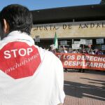 Funcionarios se han manifestado en numerosas ocasiones en contra de la que consideran «ley del enchufismo»
