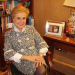 Doña María del Carmen Quintanilla Barba, presidenta de la Comisión de Igualdad del Congreso recibe el primer Premio «Mujeres que cambian el mundo».