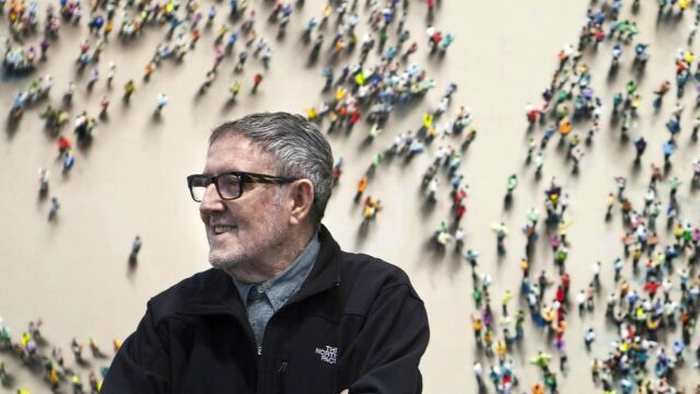 El pintor español, Juan Genovés