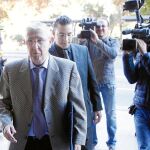 Vicente Sanz, a su entrada ayer en el Tribunal Superior de Justicia de Valencia