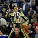 Miguel Angel Perera, ha cortado dos orejas y ha salido por la puerta grande, durante la séptima corrida de abono de la Feria de las Fallas