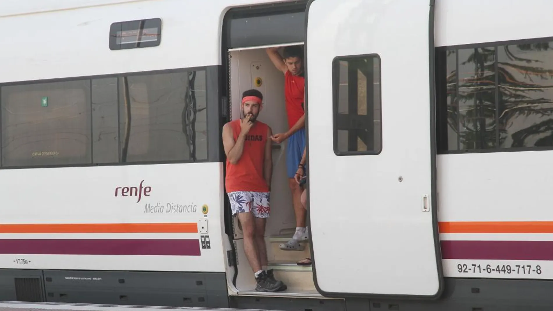 Activada la primera fase para adquirir los abonos gratuitos de trenes en 13 trayectos de Castilla y León