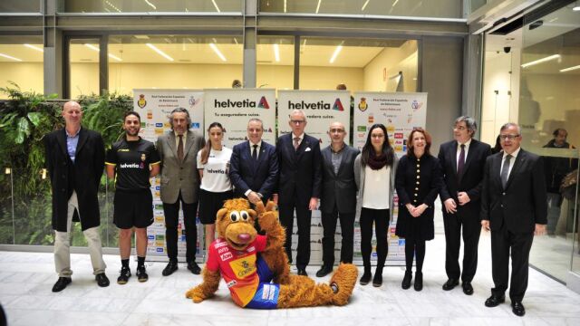 Helvetia Seguros renueva hasta 2020 su patrocinio de la Federación de Balonmano y del Comité Técnico de Árbitros