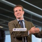 El presidente del PP, Pablo Casado, este viernes en un acto en Huelva, junto a Juan José Cortés / Ep