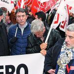 El líder de CCOO, Ángel Hernández, en la protesta por las calles de León.