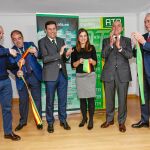 Carriedo junto a Carnero, Caramanzana, Gato, Mayo y Amor en la inauguración de la nueva sede de ATA