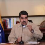 El presidente venezolano, Nicolás Maduro, en un encuentro con ministros y altos mandos militares en el palacio de Miraflores