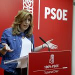 La presidenta de Andalucía y candidata a la Secretaría General del PSOE, Susana Díaz, interviene hoy durante la presentación del documento "Propuestas para el debate en el 30 Congreso Federal", que recoge su proyecto político para el partido