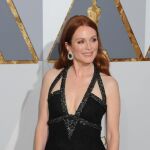 La actriz Julianne Moore destacó por su elegancia