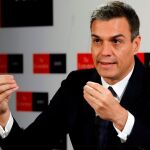 Pedro Sánchez ha reconocido hoy que, si no consigue sacar adelante los Presupuestos de 2019, su "vocación de agotar la legislatura"se verá "acortada". EFE/J.J. Guillén