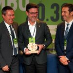 El Alcalde del Real Sitio de San Ildefonso, José Luis Vázquez, recoge el premio
