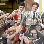 El Juli, Perera y Roca Rey, a hombros por la puerta grande de Santander, ayer