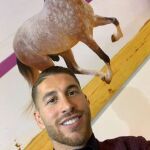 Sergio Ramos con una imagen de "Yucatán de Ramos"