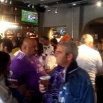 Ambientazo en el Elevens, el bar de Bale y de sus padres