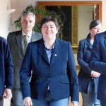 Jesús Julio Carnero, García Gallo y Marta Varas, antes de firmar el convenio