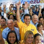 Los 112 diputados de la oposición se reunieron ayer por primera vez desde la victoria el pasado domingo