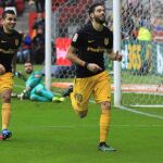 Carrasco celebra el gol al Sporting de Gijón.