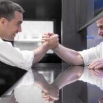 Paolo Casagrande (izda.) y Martín Berasategui, felices tras el reconocimiento concedido por la guía de origen francés