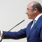 El presidente de Murcia, Pedro Antonio Sánchez, ayer, durante una rueda de prensa en la región