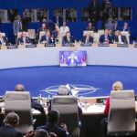 Sesión de trabajo de los jefes de Estado y de Gobierno de la OTAN ayer, en Varsovia