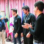 El consejero Fernando Rey entrega la medalla de Oro a los estudiantes zamoranos vencedores del «Euroskills 2016».