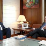 Última reunión del presidente Juan Vicente Herrera, en la sede de la Junta, con José Vicente de los Mozos