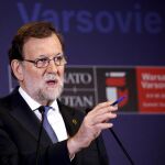 El presidente del Gobierno español en funciones, Mariano Rajoy, durante la rueda de prensa posterior a la sesión plenaria del Consejo del Atlántico Norte