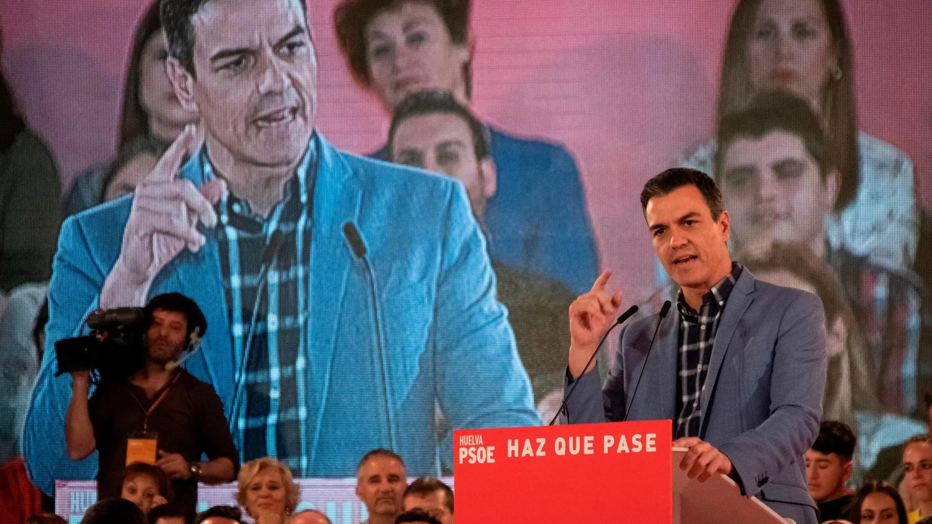 Pedro Sánchez durante un acto del partido en Huelva / Efe