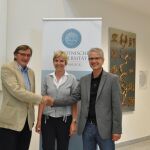 Jorg-Ingolf Stein, jefe de Cardiología Pediátrica en la Universidad Médica de Innsbruck, a la izquierda