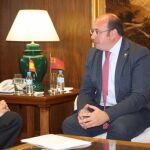 El ministro de Energía, Álvaro Nadal, el presidente murciano, Pedro Antonio Sánchez, y el consejero de Desarrollo Económico, Juan Hernández
