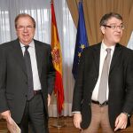 El presidente Herrera y la consejera Pilar del Olmo se reúnen en Madrid con el ministro Álvaro Nadal y Daniel Navia