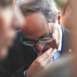 El presidente de la Generalitatat, Quim Torra, tendrá 24 horas más para retirar los lazos amarillos de los edificios públicos