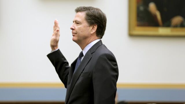 El director del FBI, durante su comparecencia