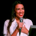 Alexandria Ocasio-Cortez, durante la noche electoral