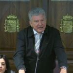 "Escándalo democrático"