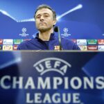 El entrenador del FC Barcelona, Luis Enrique Martínez, durante la rueda de prensa posterior al entrenamiento que el club azulgrana ha realizado en la ciudad deportiva Joan Gamper