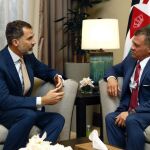 Felipe VI, durante la reunión con el rey Abdalá II de Jordania
